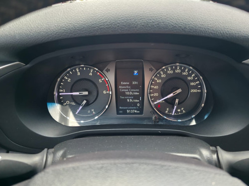 Toyota Hilux 4x4 Dc Srx 2.8 Tdi 6 At