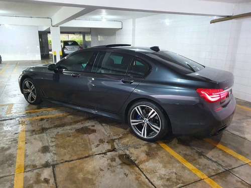 Imagem 6 de 10 de Bmw Serie 7 2017 4.4 L M Sport Aut. 4p
