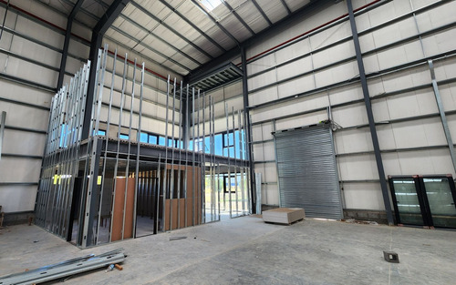 Nave De 6.200m2 En Alquiler En Polo Industrial Spegazzini