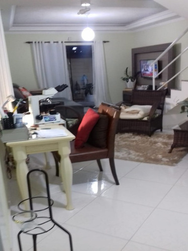 Imagem 8 de 18 de Casa Com 01 Suíte + 02 Dormitórios, Espaço Gourmet, 03 Vagas De Garagem, Centro, Camboriú, Sc. - Ca00001 - 32829545