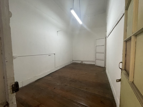 Oficina En Arriendo, Calle Esmeralda