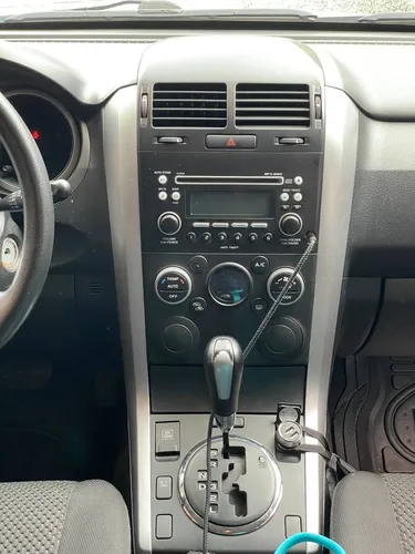 Suzuki Grand Vitara 2.4 4x2