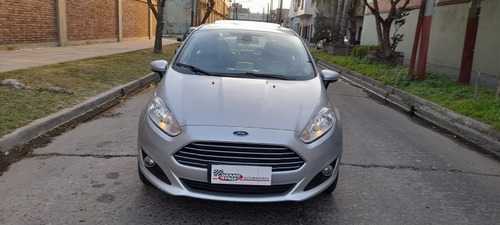 Imagen 3 de 17 de Ford Fiesta Kinetic Design 1.6 Sedan Titanium Powershift