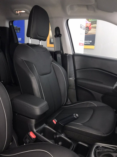 Imagen 15 de 17 de Fiat Toro Freedom 1.8 4x2 At6 (nafta) 2022 0km D-