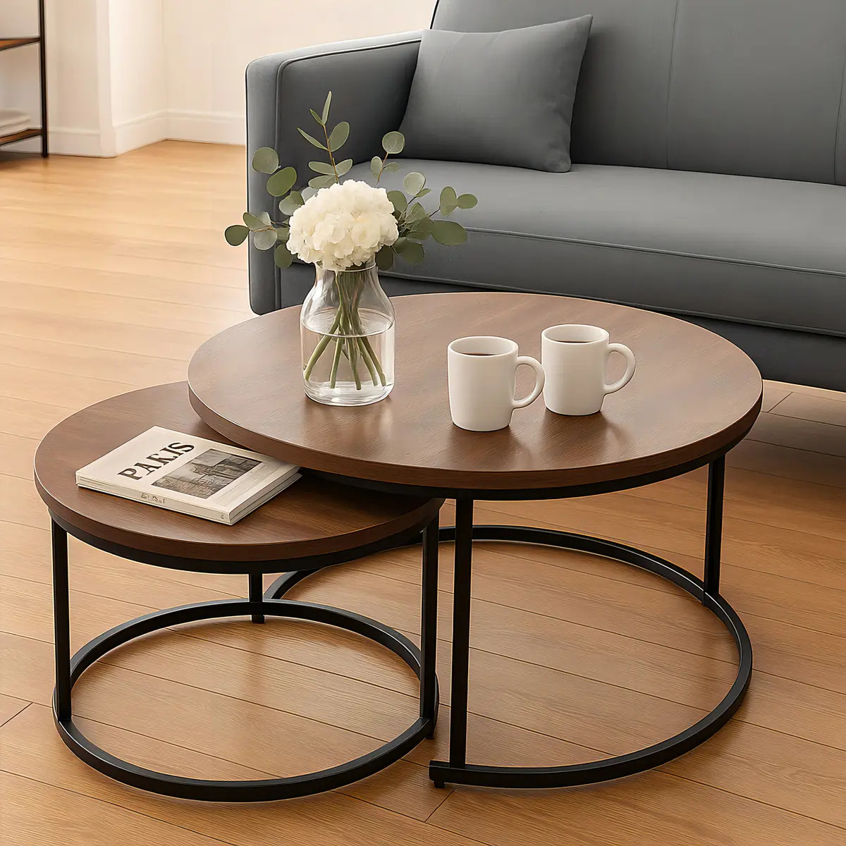 Set de 2 Mesas Auxiliares Redondas Anidadas, para Sala con Tapa de Madera y Estructura de Metal Negro