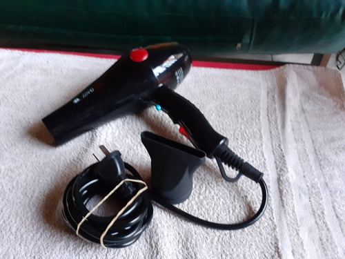 Secador De Pelo Profesional Blizzard 2800 Con Difusor