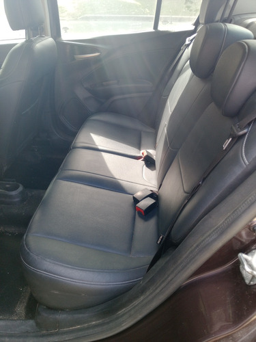 Fiat Cronos 1.8 16v Precision Pack Premium