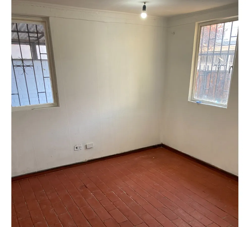 Imagen 1 de 16 de Casa En Pasaje Cerrado. Barrio Tranquilo