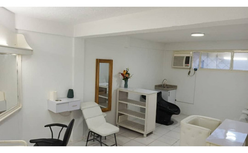Locales En El Edificio Manur Al21-073em-mazu-oviz
