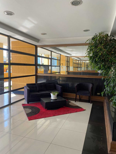 Se Vende Dpto En Av. Cerro Paranal 3h 2b. (86096)