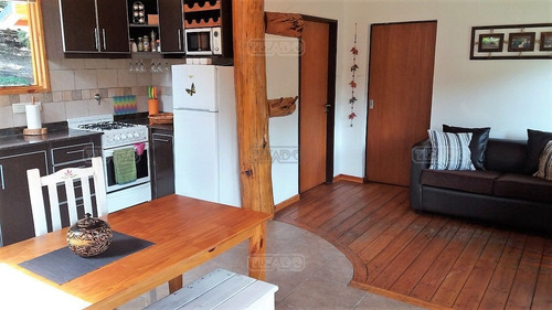Turístico Cabaña En Venta Ubicado En Villa Arelauquen, Bariloche