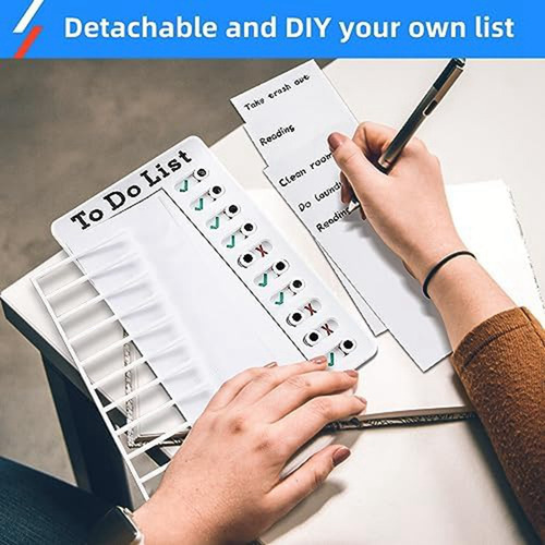 Tablero De Tareas Con Lista De Verificación Y Tabla De Tarea