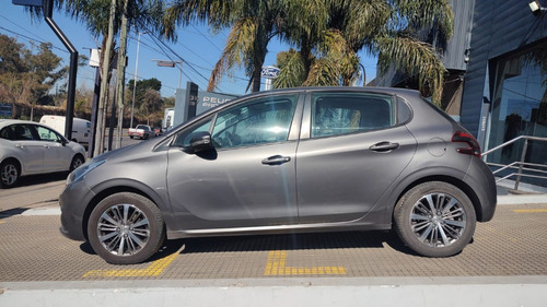 Peugeot 208 1.6 Allure