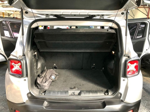 Imagen 12 de 14 de Jeep Renegade 1.8 Sport 2018