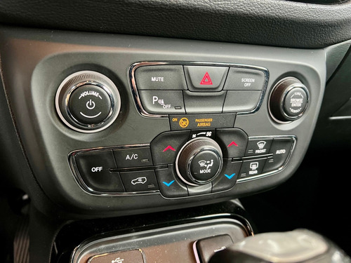 Jeep Compass 2.0 16V FLEX LIMITED AUTOMÁTICO