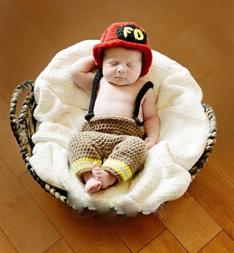 Imagem 2 de 5 de Conjunto Newborn Bombeiro - Fotografia De Bebês Props Cores