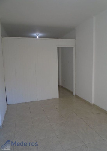 Imagem 3 de 11 de Ampla Kit Com Dormitório E Sala, Ao Lado Metrô República, Pç. Julio Mesquita-república. - Md597