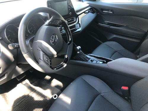 Imagen 6 de 10 de Toyota Ch-r 1.8 Ecvt Hv