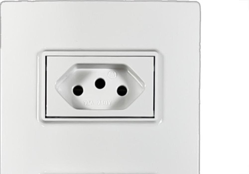 Conjunto Ilumi Vivaz Branco Com Placa 1 Simples + Tomada 10a