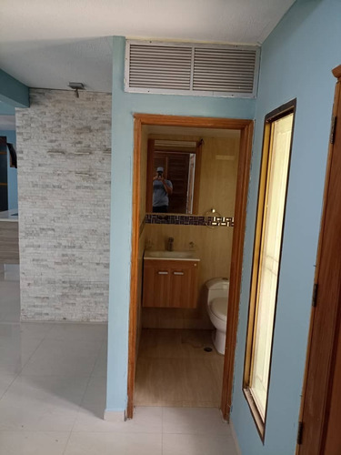 Imagen 8 de 8 de En Venta Town House En El Conjunto Residencial Laguna Vieja, Nueva Barcelona