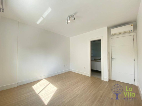 Apartamento Á Venda Com 3 Quartos, Sendo 1 Suíte, 2 Vagas De Garagem + Box De Garagem - Res. Porto Imperiale - Bairro Victor Konder - Blumenau Sc - Ap1100