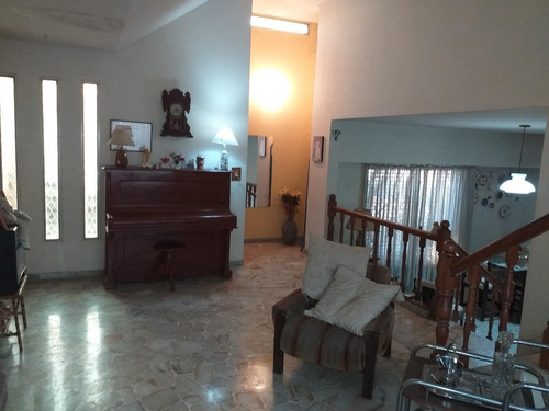 Imagen 4 de 26 de Casas Chalet - Venta