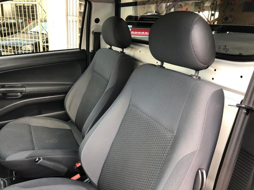 Volkswagen Saveiro Robust 1.6 Total Flex 8v