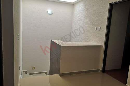 Imagen 14 de 19 de Casa Nueva En Renta, Dentro De Exclusiva Privada En Zákia. Contacto 442 4794095 Bárbara Ezquerro