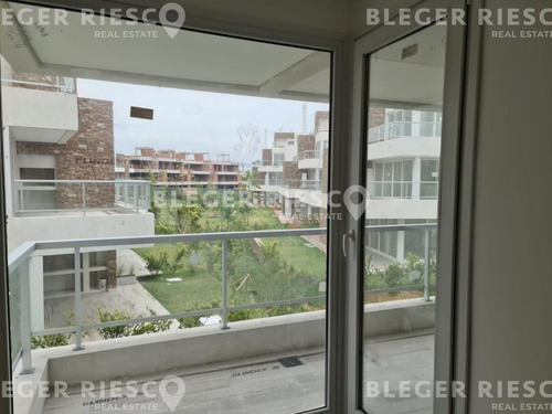 Departamento En Venta Ubicado En Castaños, Nordelta, G.b.a. Zona Norte