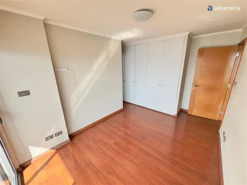 Departamento En Venta De 2 Dorm. En Iquique