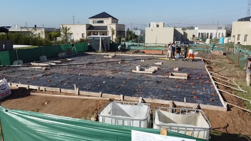 Plateas De Hormigon, Piso Alisado, Casa Llave En Mano