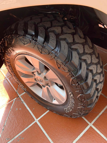Imagen 14 de 15 de Toyota Hilux 2019 2.7 Cabina Doble Sr Mt