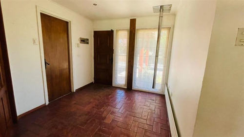 Casa En Venta De 3 Dorm. En Puerto Varas