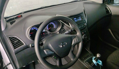 Imagem 5 de 12 de Hyundai Hb20 1.0 Unique 12v Flex 4p Manual