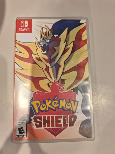 Pokémon Shield  Standard Edition Nintendo Switch Físico