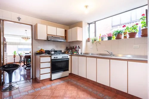 Apartamento En Venta En El Chicó. Cod V3997