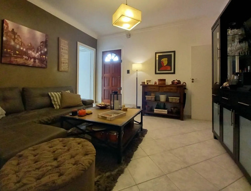 Imagen 4 de 26 de Casa En Venta, Castelar, Chalet 5 Ambientes Parque Y Quincho