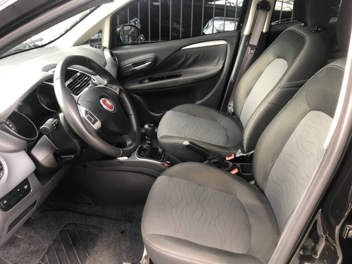 Fiat Punto 1.6 Essence 16v Flex 4p Manual