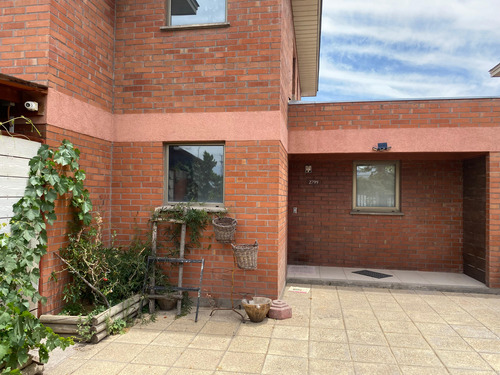 Casa Con Excelente Conectividad Valle Araucarias, Buin