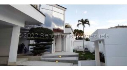 Imagen 2 de 20 de #22-23762 Hermosa Y Moderana Casa Ubicada En Los Samanes