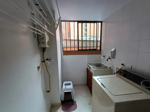 Apartamento En Venta En Laureles - Primer Parque. Cod V17267