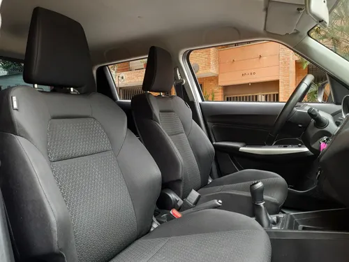 Suzuki Swift Hibrido Autorecargable 2022