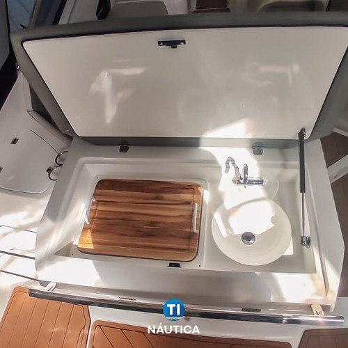 Imagem 8 de 9 de Lancha Fs 265 Open Para 12 Pessoas Motor Volvo Penta 280