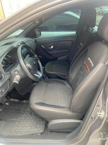 Renault Stepway 1.6 Intense Automática