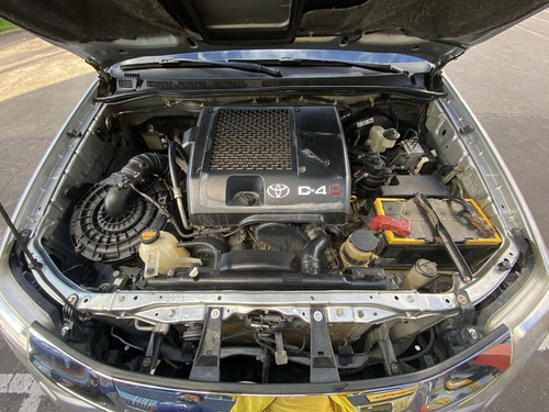 Imagen 20 de 21 de Toyota Fortuner Srv 2013
