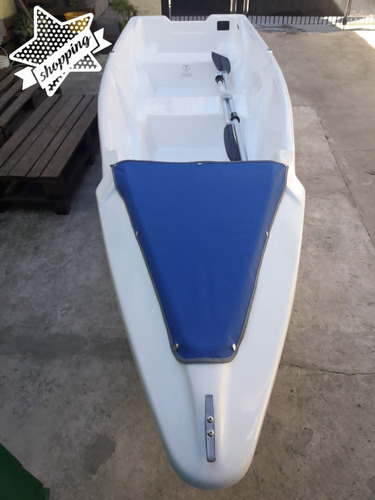 Imagen 4 de 8 de Bote De Remos Tipo Canobote Con Estabilizadores Sin Toldilla