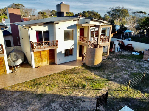 Imagen 2 de 30 de Complejo De Departamentos, Amoblados, Equipados, Con Piscina, Mar De Ajo. (ideal Inversión)