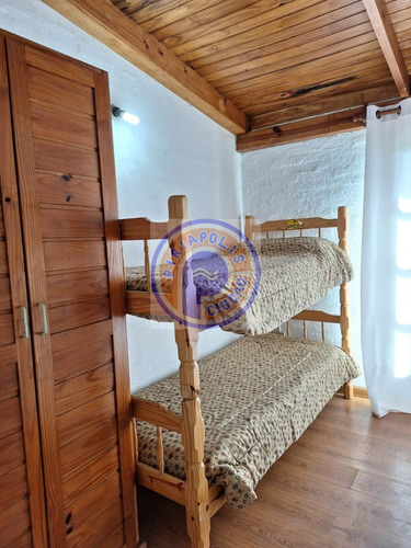Ref.: 369-106 Oportunidad - Dos Casas Prontas Para Entrar En Playa Grande!