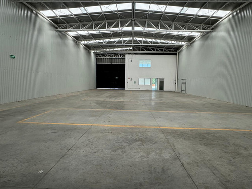 Bodega Con Show Room En Renta Punto Unión, León, Gto
