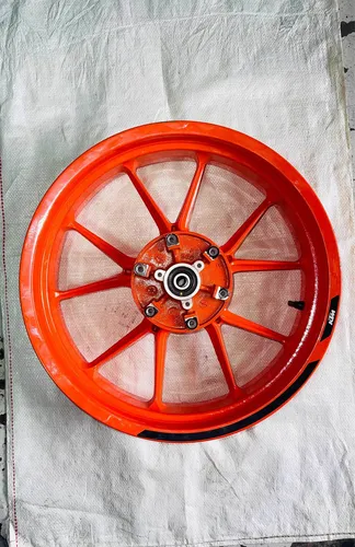 Rin Trasero Ktm Duke 200 / 250 / 390 Ng (Usado)